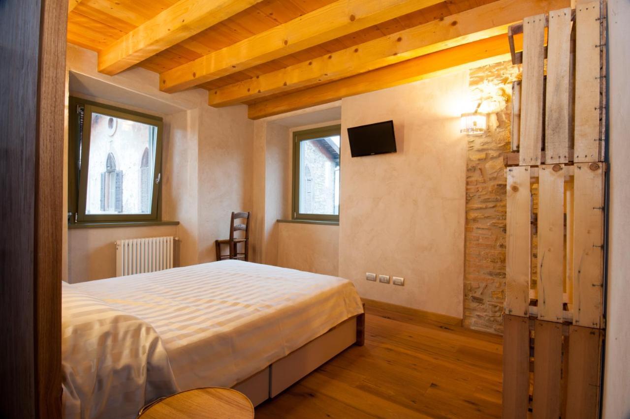 B&B La Pentola Dei Sogni Scanzorosciate Bagian luar foto